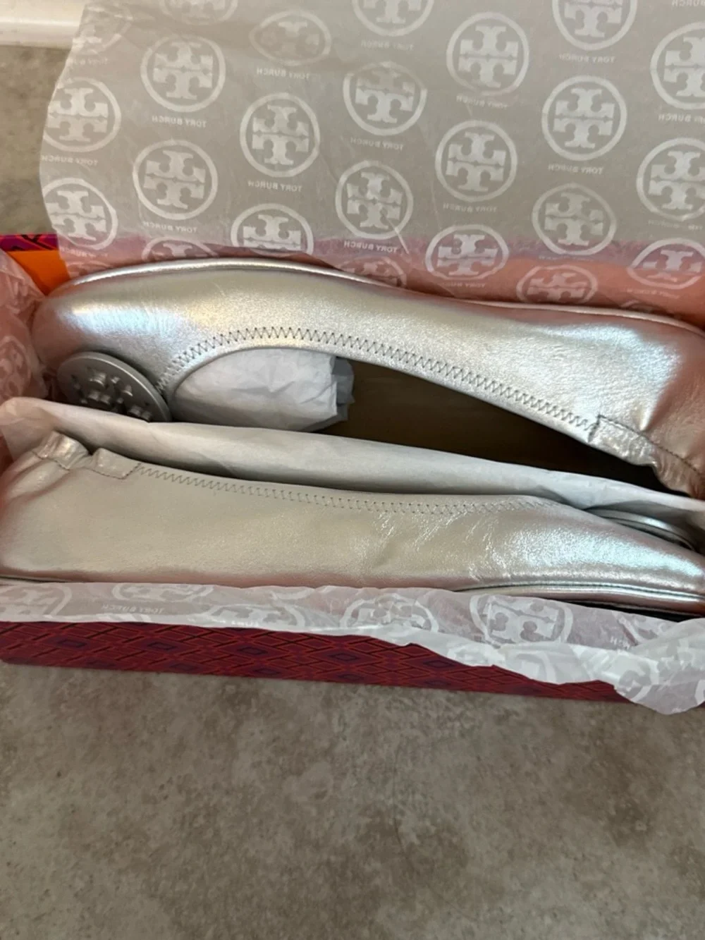 Tory Burch Metallic Silver Minnie Travel Ballet Flats